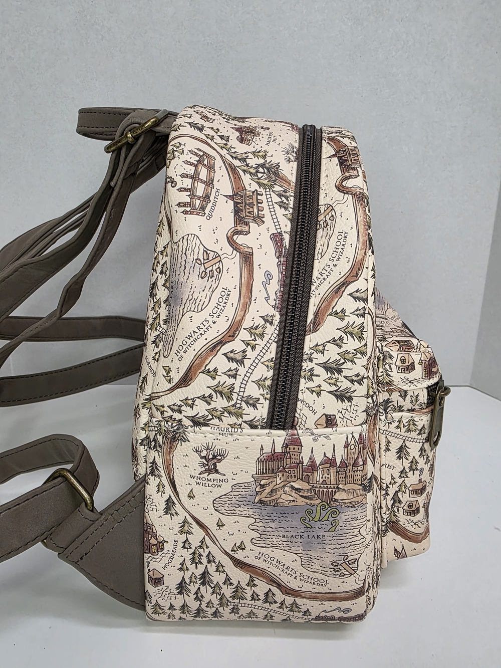 Harry Potter Loungefly Map Print Mini Backpack - Cream/Brown/Green - Picture 3 of 13
